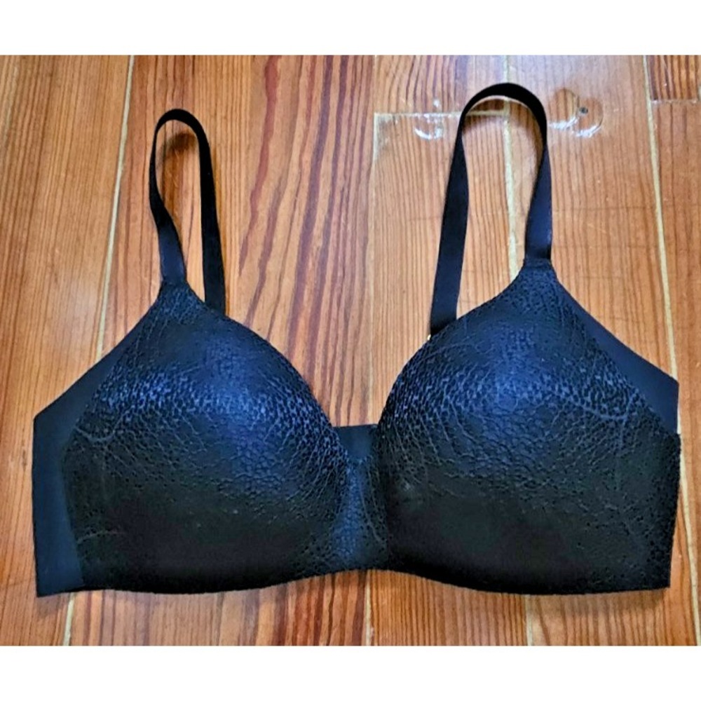 Knix Lace WingWoman's Contour Bra Black Wireless Soft Lace Size 2‎